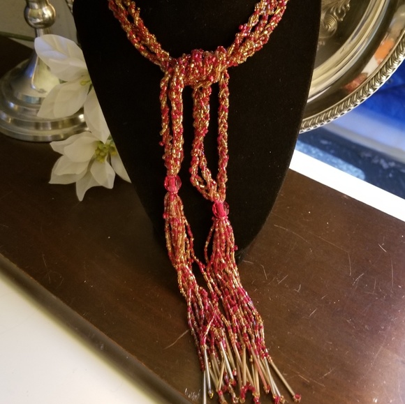 Jewelry - ✳Free w/ $10 purchase✳ Hand Beaded Necklace NWOT